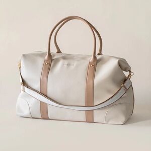 Louenhide North America: Alexis Weekender Bag Jilly Box
